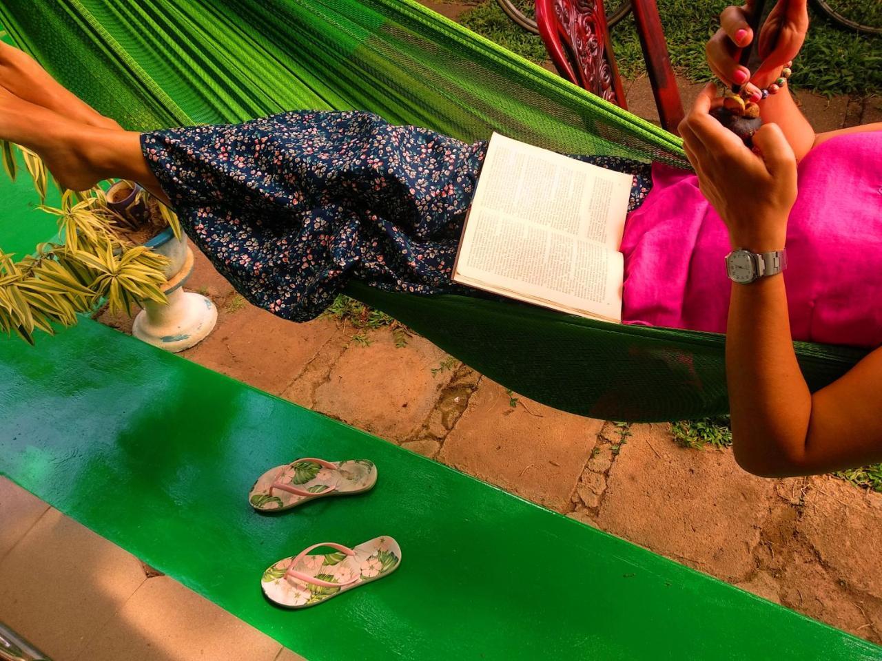 Chill Space Negombo Bagian luar foto